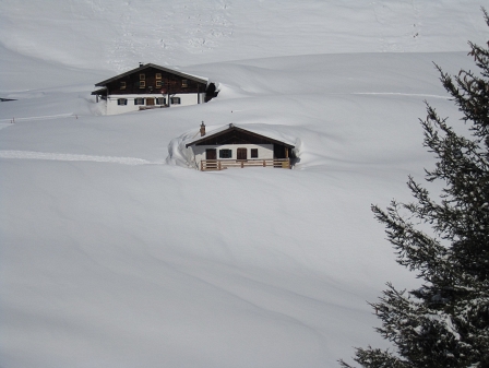 häuser im schnee